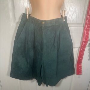 Vintage International Leather Collection Pleated Suede Shorts